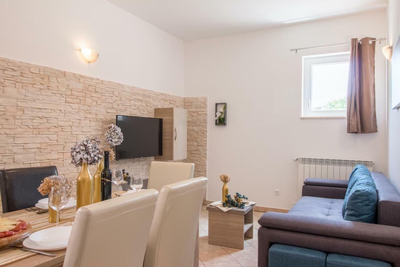 Apartment Taja Лижнян Экстерьер фото