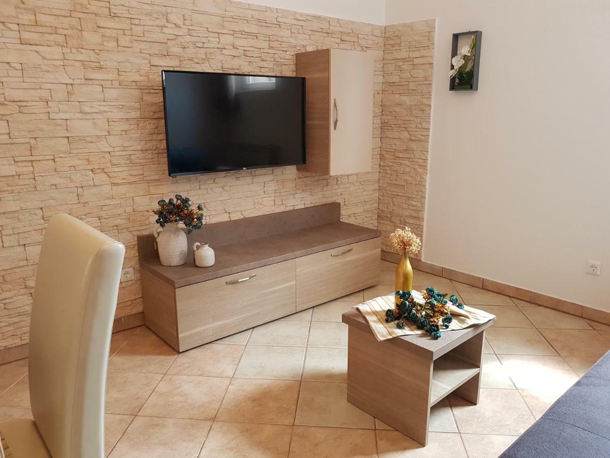 Apartment Taja Лижнян Экстерьер фото