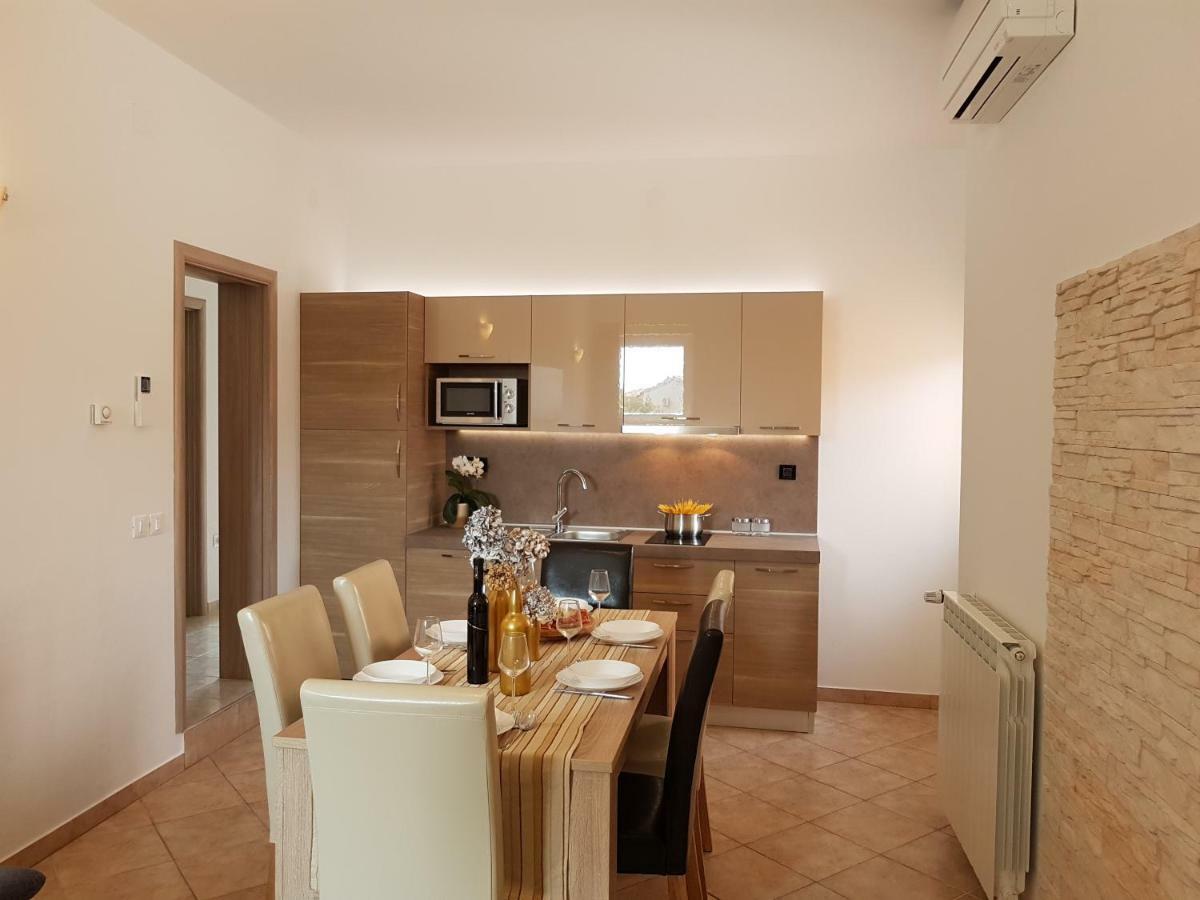 Apartment Taja Лижнян Экстерьер фото